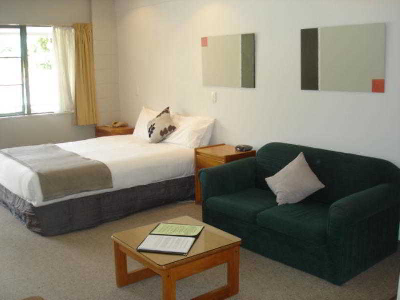Karaka Tree Motel Taupo Exterior photo